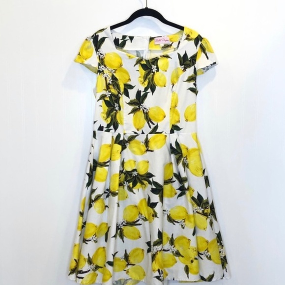 Belle Poque Dresses & Skirts - BELLE POQUE Retro Inspired Lemon Print Dress